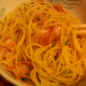 ねぎとベーコンのパスタ。